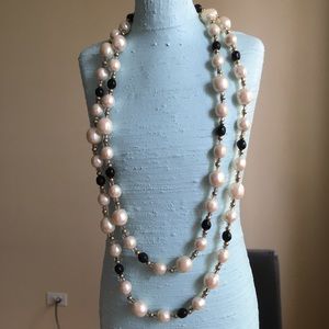 Bead necklace